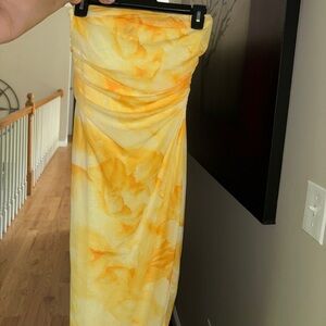 Yellow dress